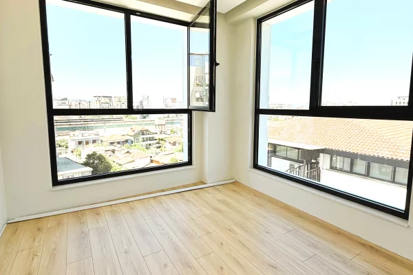 Shtepi ne shitje Apartament ne Tirane, 2+1, Mobilimi Bosh, pa mobiluar, Pagesa 250,000  Euro.