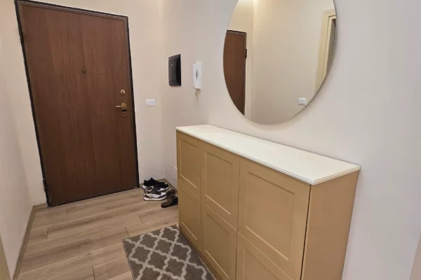 Shtepi me qera Apartament ne Tirane, 2+1, Mobilimi E mobiluar, Pagesa 933  Euro.