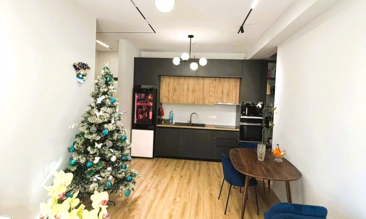 Shtepi ne shitje Apartament ne Tirane, 2+1, Mobilimi E mobiluar, Pagesa 220,000  Euro.