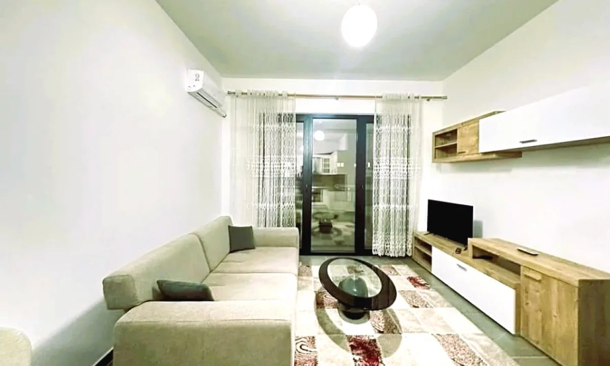 Shtepi me qera Apartament ne Tirane, 1+1, Mobilimi E mobiluar, Pagesa 700  Euro.
