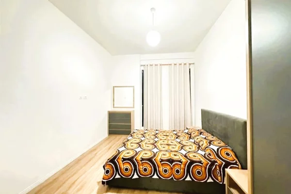 Shtepi me qera Apartament ne Tirane, 1+1, Mobilimi E mobiluar, Pagesa 700  Euro.