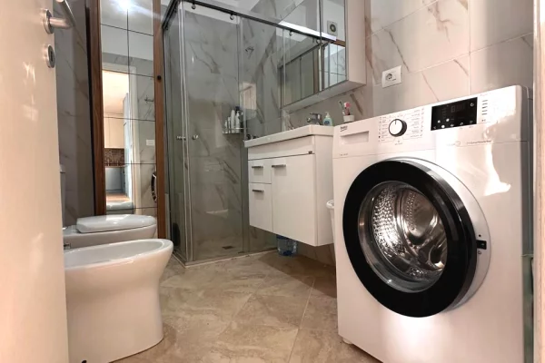 Shtepi ne shitje Apartament ne Durres, 2+1, Mobilimi E mobiluar, Pagesa 205,000  Euro.