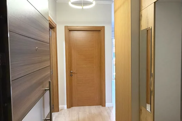 Shtepi ne shitje Apartament ne Tirane, 1+1, Mobilimi E mobiluar, Pagesa 147,200  Euro.