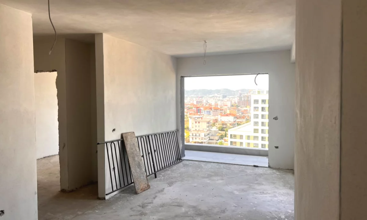 Shtepi ne shitje Apartament ne Tirane, 1+1, Mobilimi Bosh, pa mobiluar, Pagesa 106,500  Euro.