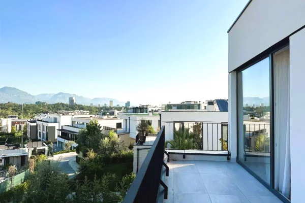 Shtepi ne shitje 3+1 ne Tirane - 562,000 Euro