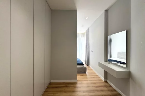 Shtepi me qera Apartament ne Tirane, 3+1, Mobilimi E mobiluar, Pagesa 1,700  Euro.
