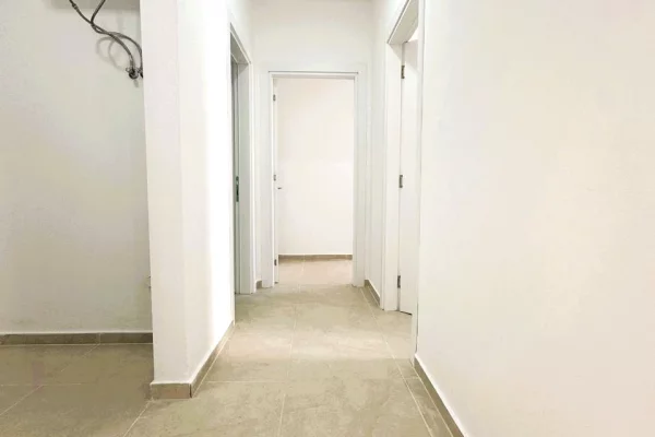 Shtepi ne shitje Apartament ne Tirane, 2+1, Mobilimi E mobiluar, Pagesa 118,300  Euro.