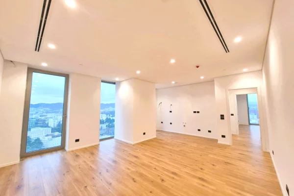 Ambient biznesi me qera 3+1 ne Tirane - 3,000 Euro