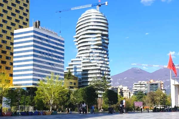House for Sale Apartment in Tirana, 1+1, Furniture Emty, Payment 553,152  Euro.