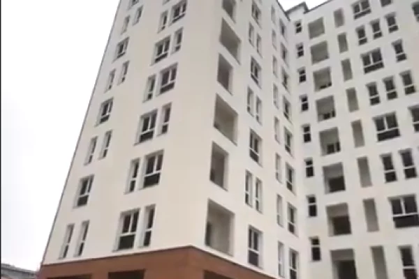 Shtepi ne shitje Apartament ne Tirane, 1+1, Mobilimi Bosh, pa mobiluar, Pagesa 105,600  Euro.