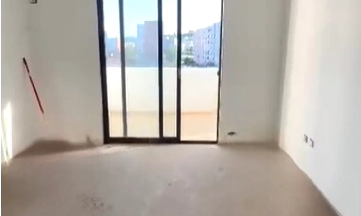 House for Sale Apartment in Tirana, 2+1, Furniture Emty, Payment 145,000  Euro.