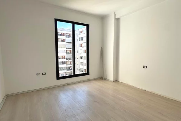 House for Sale Apartment in Tirana, 2+1, Furniture Emty, Payment 138,800  Euro.