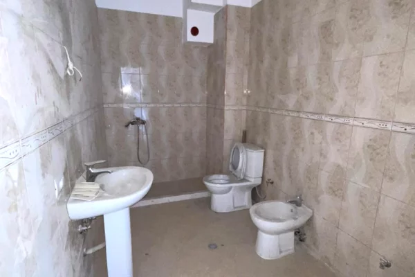 House for Sale Apartment in Tirana, 2+1, Furniture Emty, Payment 123,000  Euro.
