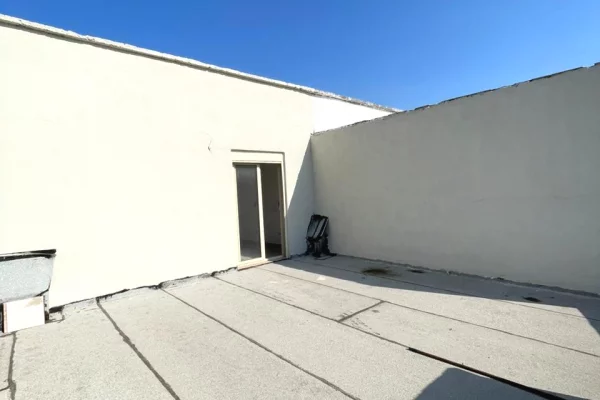 House for Sale Apartment in Tirana, 2+1, Furniture Emty, Payment 123,000  Euro.