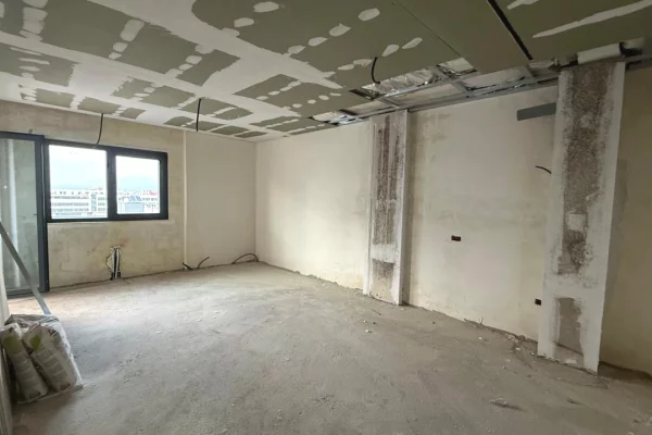 House for Sale Apartment in Tirana, 2+1, Furniture Emty, Payment 279,200  Euro.