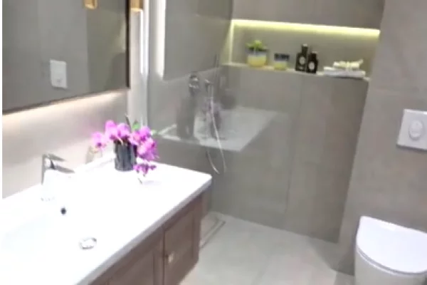 Shtepi ne shitje Apartament ne Tirane, 2+1, Mobilimi E mobiluar, Pagesa 260,000  Euro.