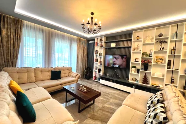 Shtepi ne shitje Apartament ne Tirane, 2+1, Mobilimi E mobiluar, Pagesa 300,000  Euro.