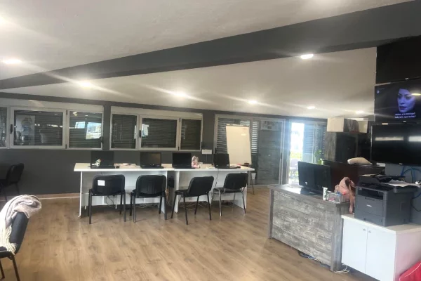🏢✨ Zyra Premium me Qira | Rruga e Elbasanit ✨🏢