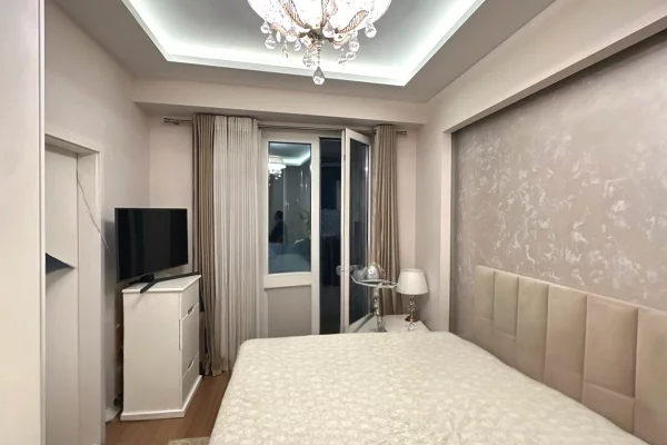 Casa in vendita Appartamento a Tirana, 3+1, Ambiente Arredato, Pagamento 376,200  Euro.