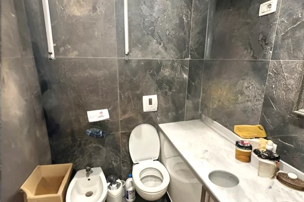 Casa in vendita Appartamento a Tirana, 3+1, Ambiente Arredato, Pagamento 376,200  Euro.