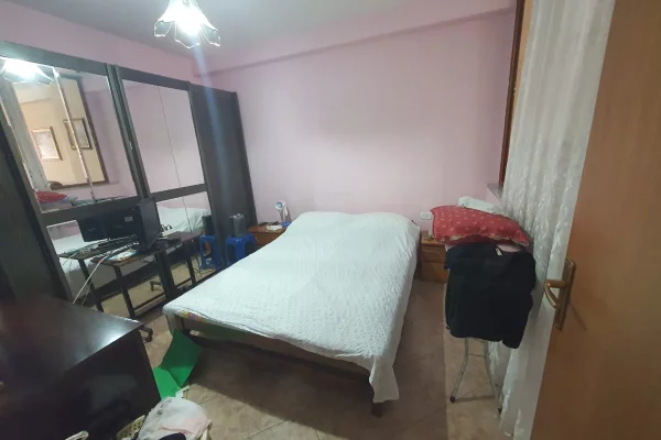 Casa in vendita Appartamento a Tirana, 2+1, Ambiente Arredato, Pagamento 185,200  Euro.