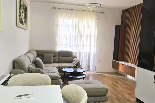 🏡Apartament 1+1 me qira te shkolla Zoja e Këshillit Mire✨