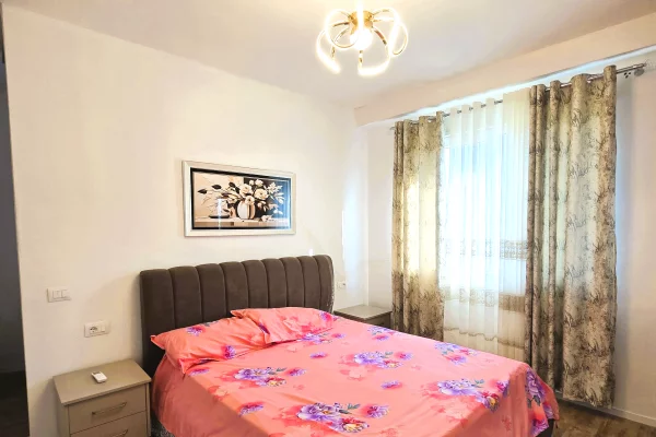 Shtepi me qera Apartament ne Tirane, 1+1, Mobilimi E mobiluar, Pagesa 650  Euro.