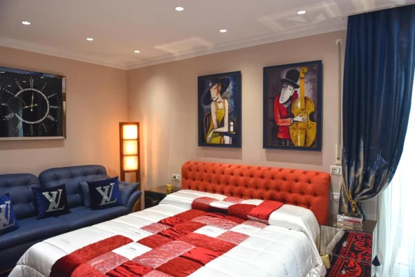 Shtepi me qera Apartament ne Tirane, 2+1, Mobilimi E mobiluar, Pagesa 2,000  Euro.