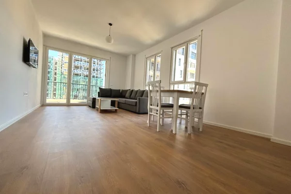 Shtepi me qera Apartament ne Tirane, 2+1, Mobilimi E mobiluar, Pagesa 881  Euro.