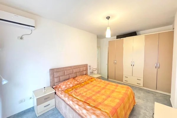 Shtepi ne shitje Apartament ne Tirane, 1+1, Mobilimi E mobiluar, Pagesa 133,700  Euro.
