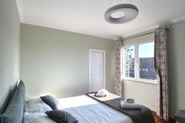 Shtepi me qera Apartament ne Tirane, 2+1, Mobilimi E mobiluar, Pagesa 1,500  Euro.
