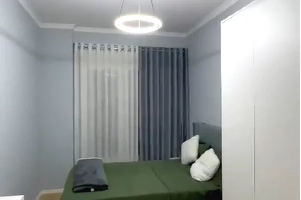 Shtepi me qera Apartament ne Tirane, 3+1, Mobilimi E mobiluar, Pagesa 2,500  Euro.