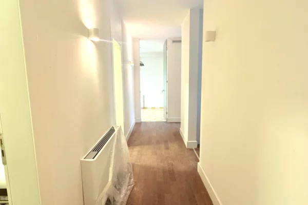 Apartment for sale in Tirana 2+1, Emty