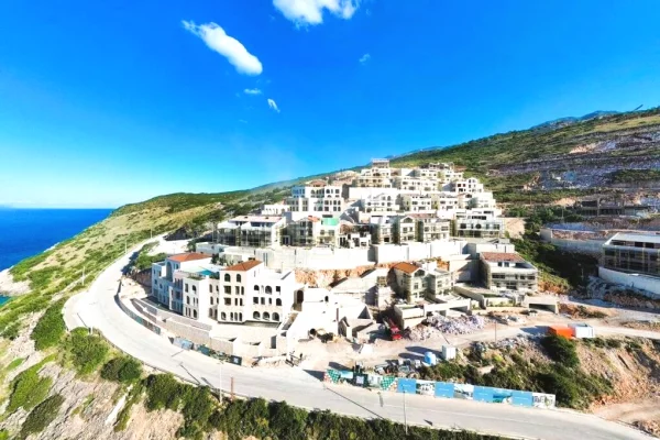 Shtepi ne shitje Apartament ne Himare, 1+1, Mobilimi Bosh, pa mobiluar, Pagesa 292,200  Euro.