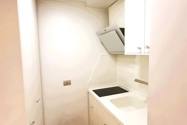 Shtepi ne shitje Apartament ne Tirane, 1+1, Mobilimi E mobiluar, Pagesa 199,999  Euro.