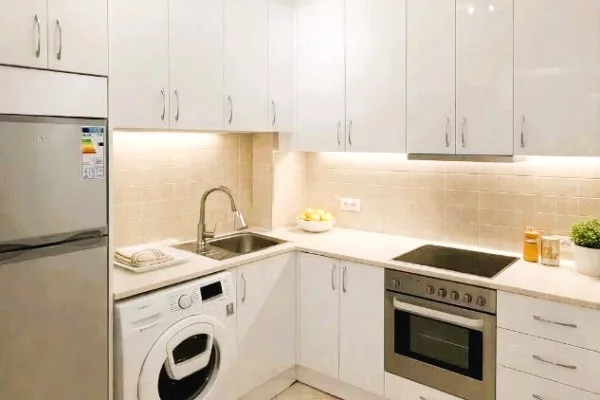 Shtepi ne shitje Apartament ne Tirane, 2+1, Mobilimi E mobiluar, Pagesa 196,000  Euro.