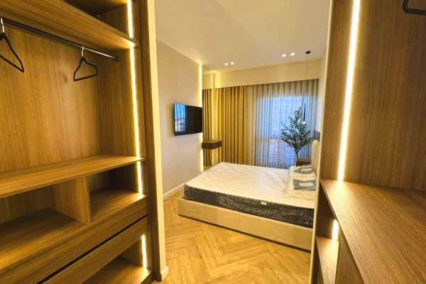 Shtepi ne shitje Apartament ne Tirane, 2+1, Mobilimi E mobiluar, Pagesa 410,000  Euro.