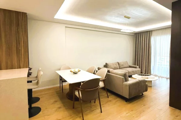 Shtepi ne shitje Apartament ne Tirane, 2+1, Mobilimi E mobiluar, Pagesa 320,000  Euro.