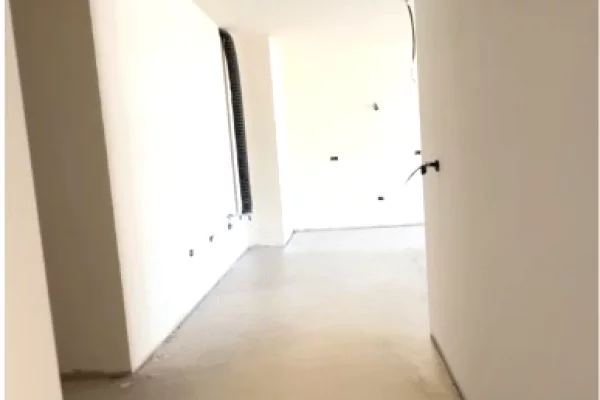 Apartment for sale in Tirana 1+1, Emty