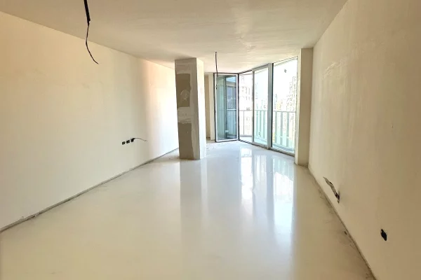 🏙️EKSKLUZIVE | SHITET APARTAMENT 1+1 – TIRANA’S ROCK