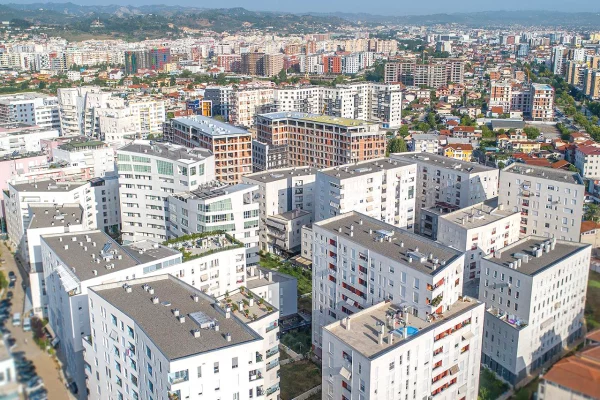 Shtepi ne shitje Apartament ne Tirane, 2+1, Mobilimi E mobiluar, Pagesa 190,000  Euro.