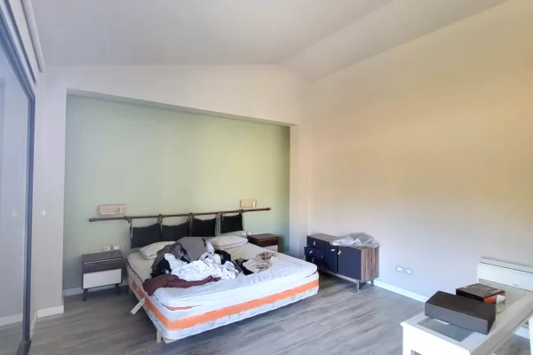 Shtepi ne shitje Vila Luksoze ne Tirane, 4+1, Mobilimi E mobiluar, Pagesa 75,000,000  Leke.
