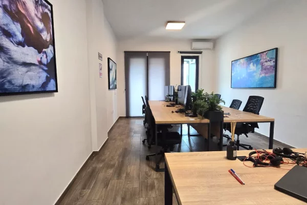 🏢Jepet me qira apartament 2+1 per ZYRE te Kompleksi Square 21🗝️