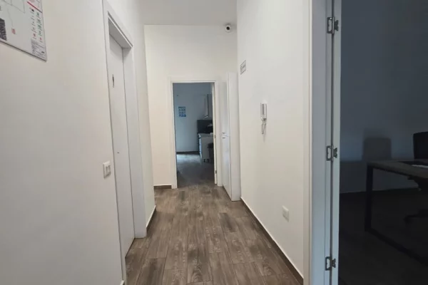 🏢Jepet me qira apartament 2+1 per ZYRE te Kompleksi Square 21🗝️