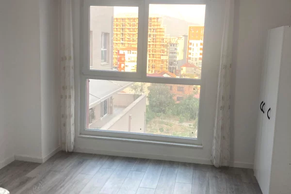 Shtepi me qera Apartament ne Tirane, 2+1, Mobilimi E mobiluar, Pagesa 750  Euro.