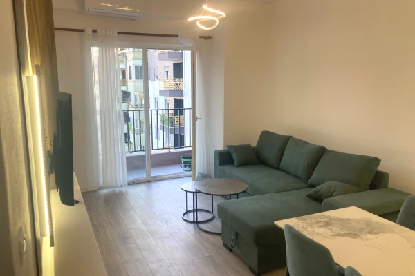 🌇Apartament 2+1 me qira në Kompleksin Aura – 99 m² dhe vetëm 750€/muaj! ✨
