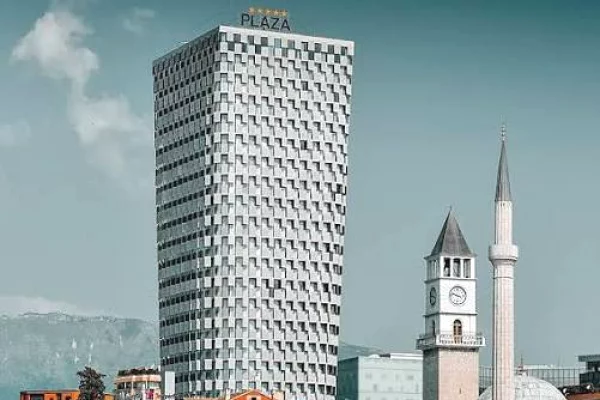 Apartment for sale in Tirana 4+1, Emty