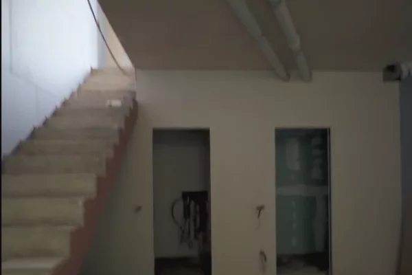 Shtepi ne shitje Vila Luksoze ne Tirane, 3+1, Mobilimi Bosh, pa mobiluar, Pagesa 382,770  Euro.