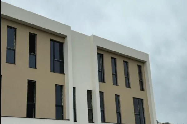 Shtepi ne shitje Vila Luksoze ne Tirane, 3+1, Mobilimi Bosh, pa mobiluar, Pagesa 382,770  Euro.