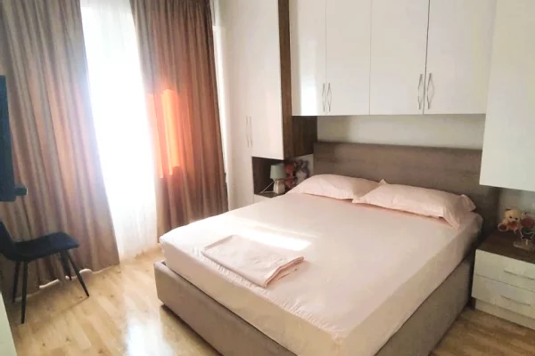 Shtepi ne shitje Apartament ne Tirane, 1+1, Mobilimi E mobiluar, Pagesa 11,500,000  Leke.